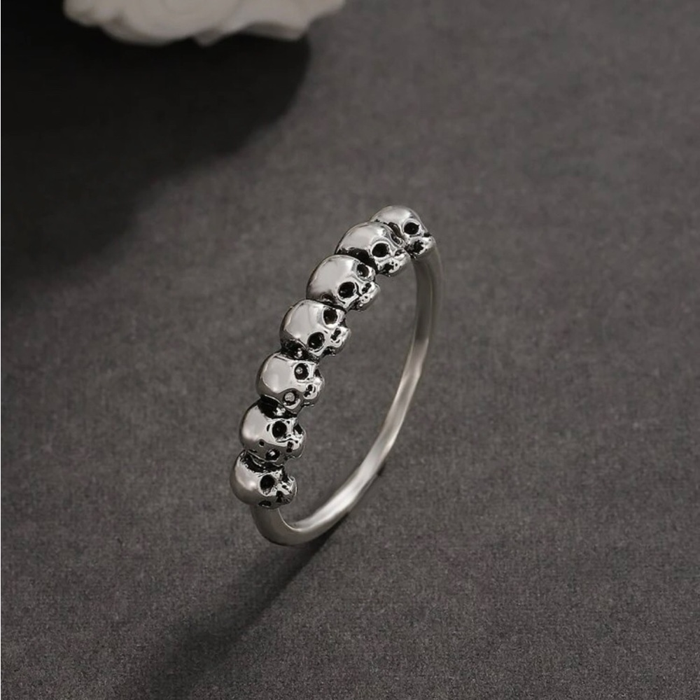 Silver tone Skull Ring